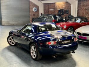 Mazda MX-5 Roadster Coupe