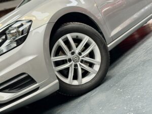 Volkswagen Golf VII SW