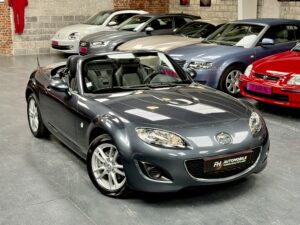 Mazda MX-5 NCFL Roadster Coupé