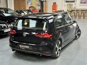 Volkswagen Golf VII GTI