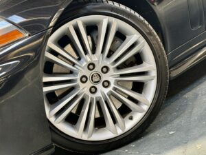 Jaguar XKR